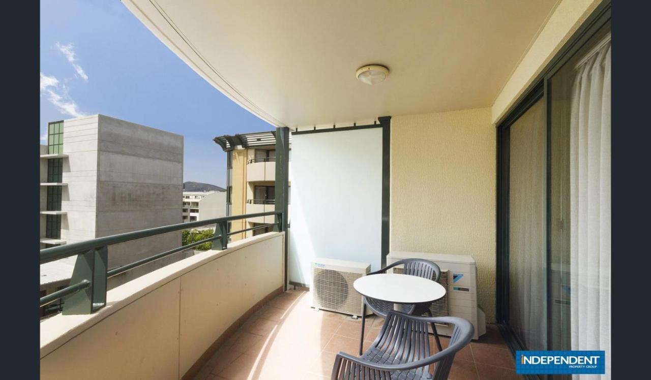 2 Bed 2 Bath Apartment In Braddon, Canberra - Pool, Gym And Free Parking Екстер'єр фото