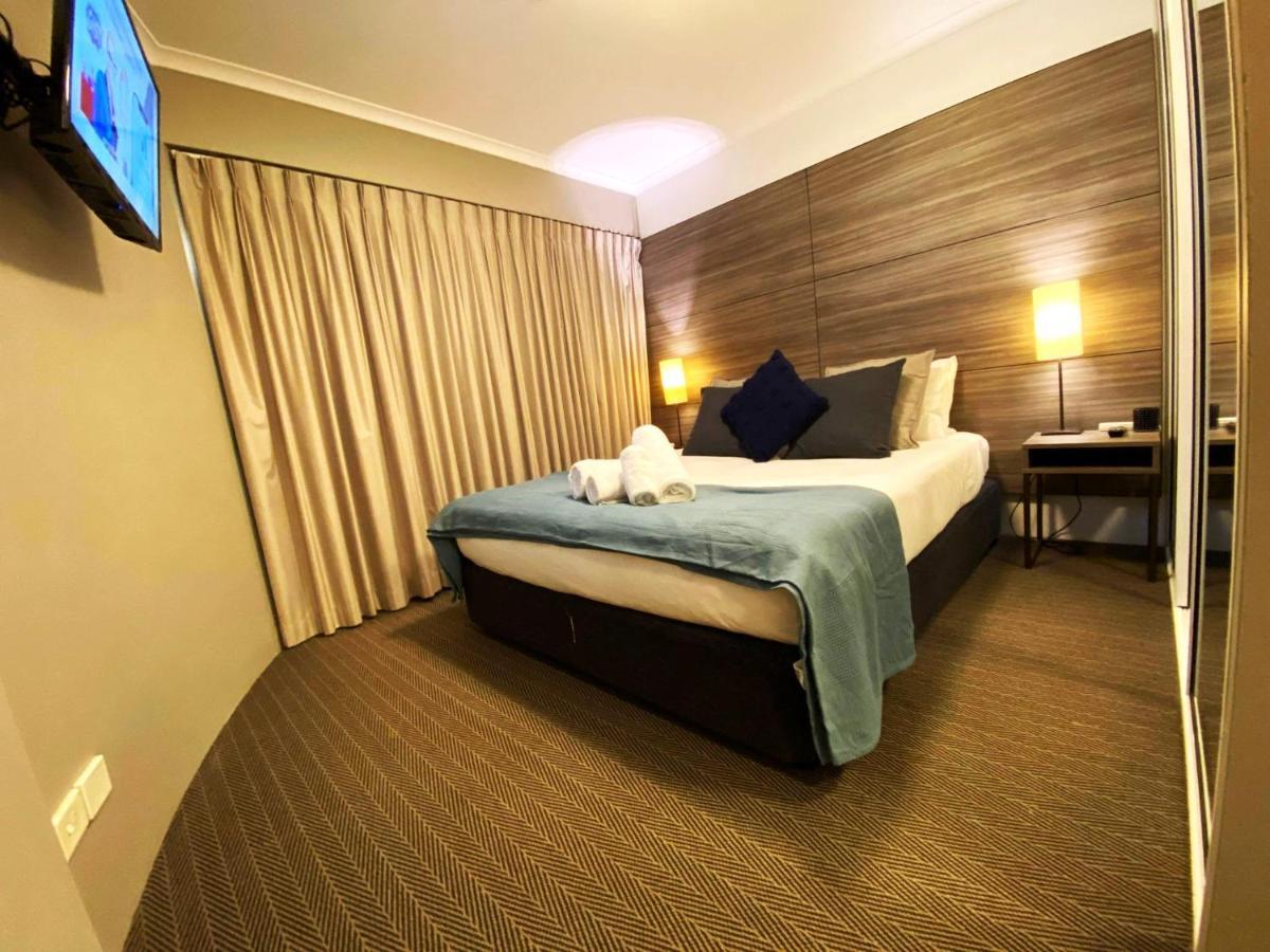 2 Bed 2 Bath Apartment In Braddon, Canberra - Pool, Gym And Free Parking Екстер'єр фото