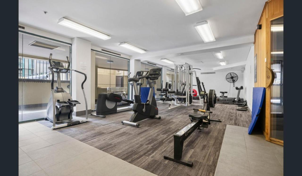 2 Bed 2 Bath Apartment In Braddon, Canberra - Pool, Gym And Free Parking Екстер'єр фото