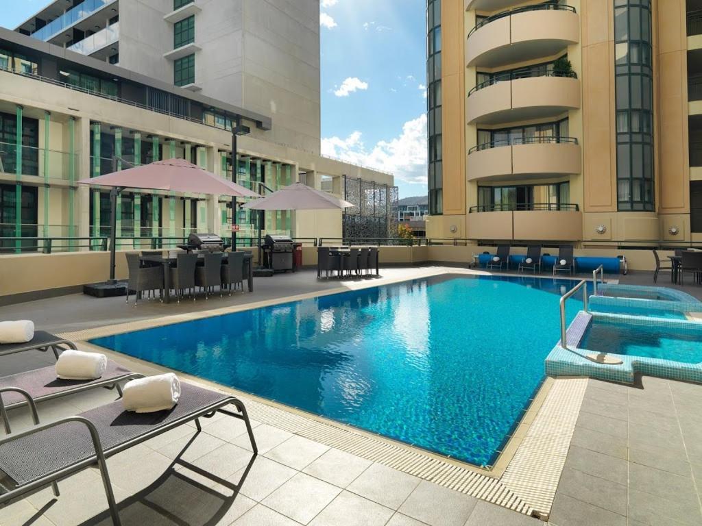 2 Bed 2 Bath Apartment In Braddon, Canberra - Pool, Gym And Free Parking Екстер'єр фото